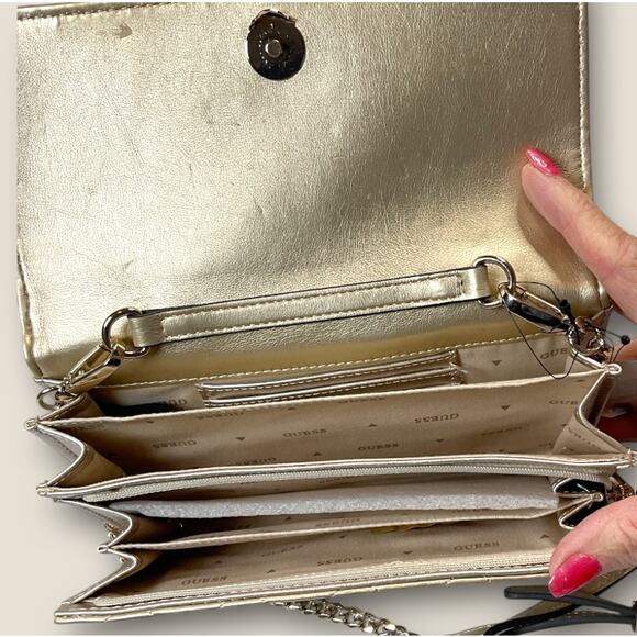 Guess Glimmer Flap Gold Quilted Wallet on Chain - New with Tags - Picture 3 of 3